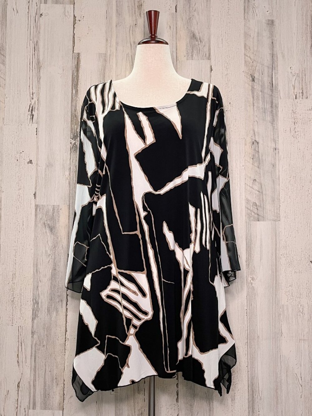 Boho Art to Wear Sheer Sleeve Long Blouse Tunic Top Black/White 2X Lagenlook